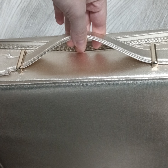 Lancome Travel Case - Picture 5 of 8